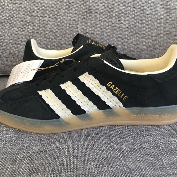 Adidas Gazelle Indoor Shoe, Core Black/Cream White/Gum - Picture 3 of 7